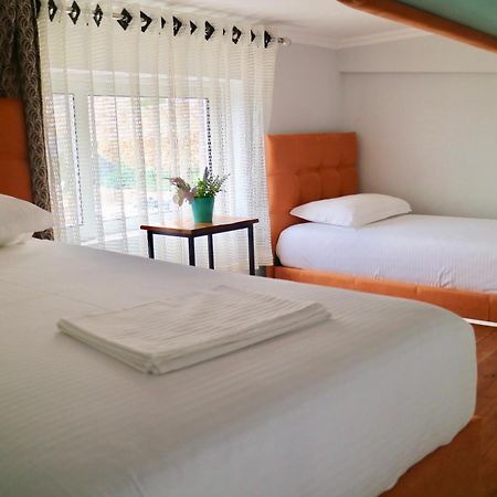 Crown Deluxe Apartments Саранде Екстериор снимка