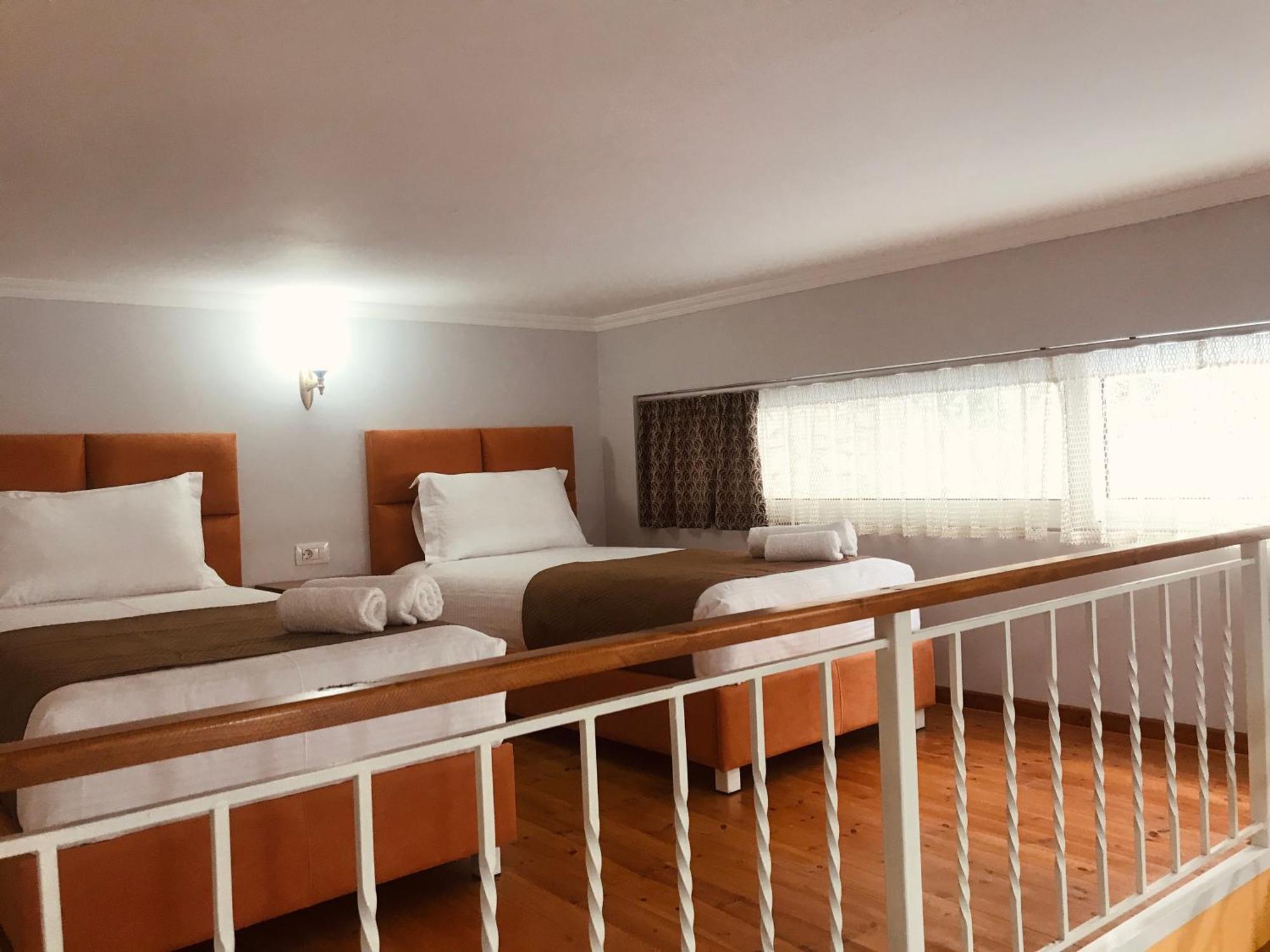 Crown Deluxe Apartments Саранде Екстериор снимка