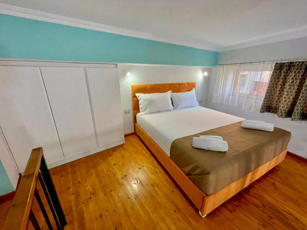 Crown Deluxe Apartments Саранде Екстериор снимка