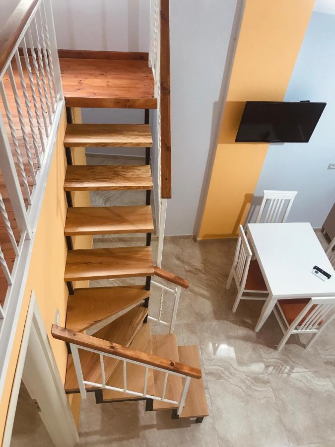 Crown Deluxe Apartments Саранде Екстериор снимка
