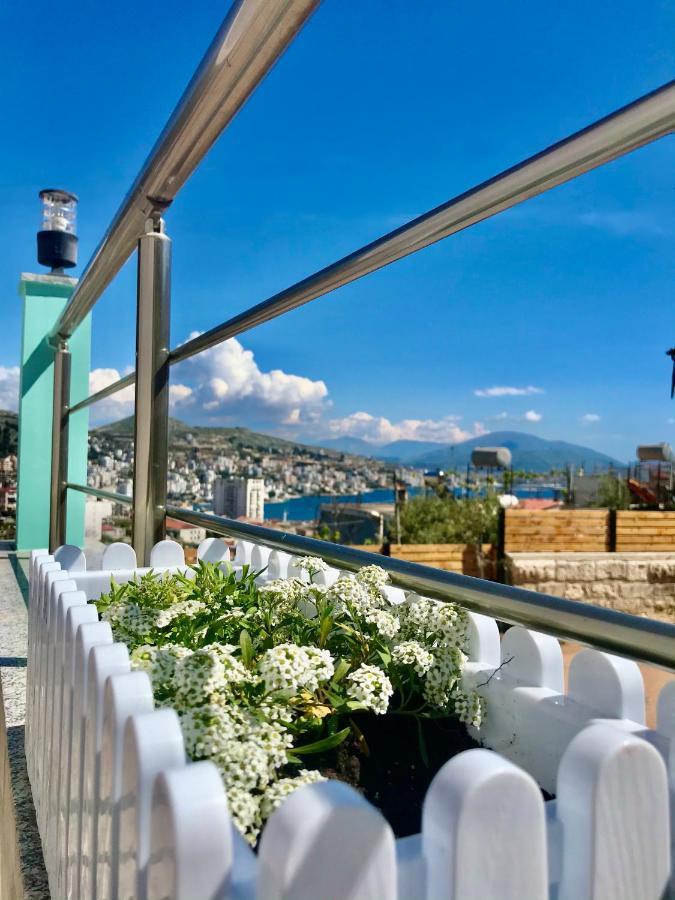 Crown Deluxe Apartments Саранде Екстериор снимка