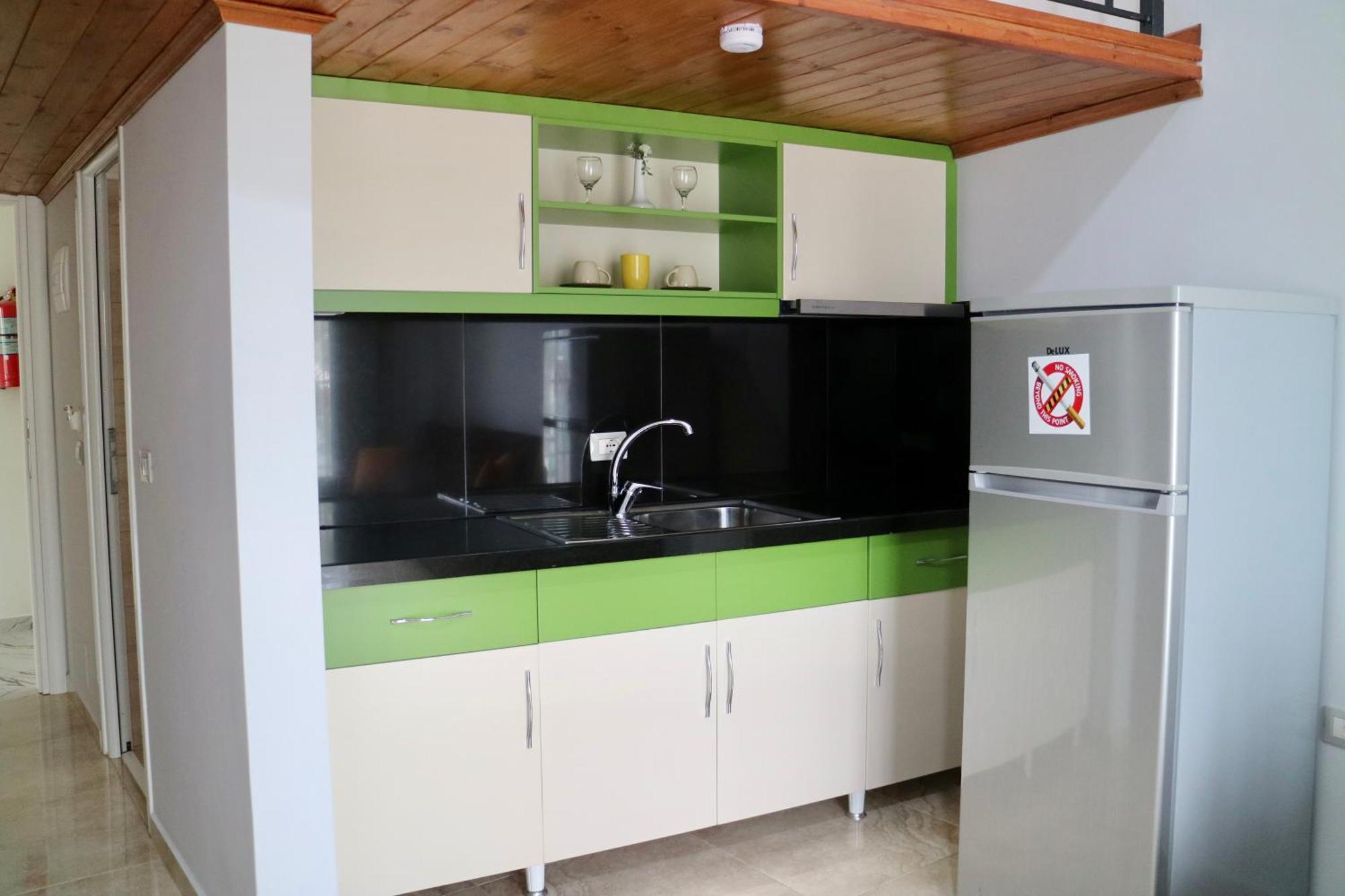 Crown Deluxe Apartments Саранде Екстериор снимка