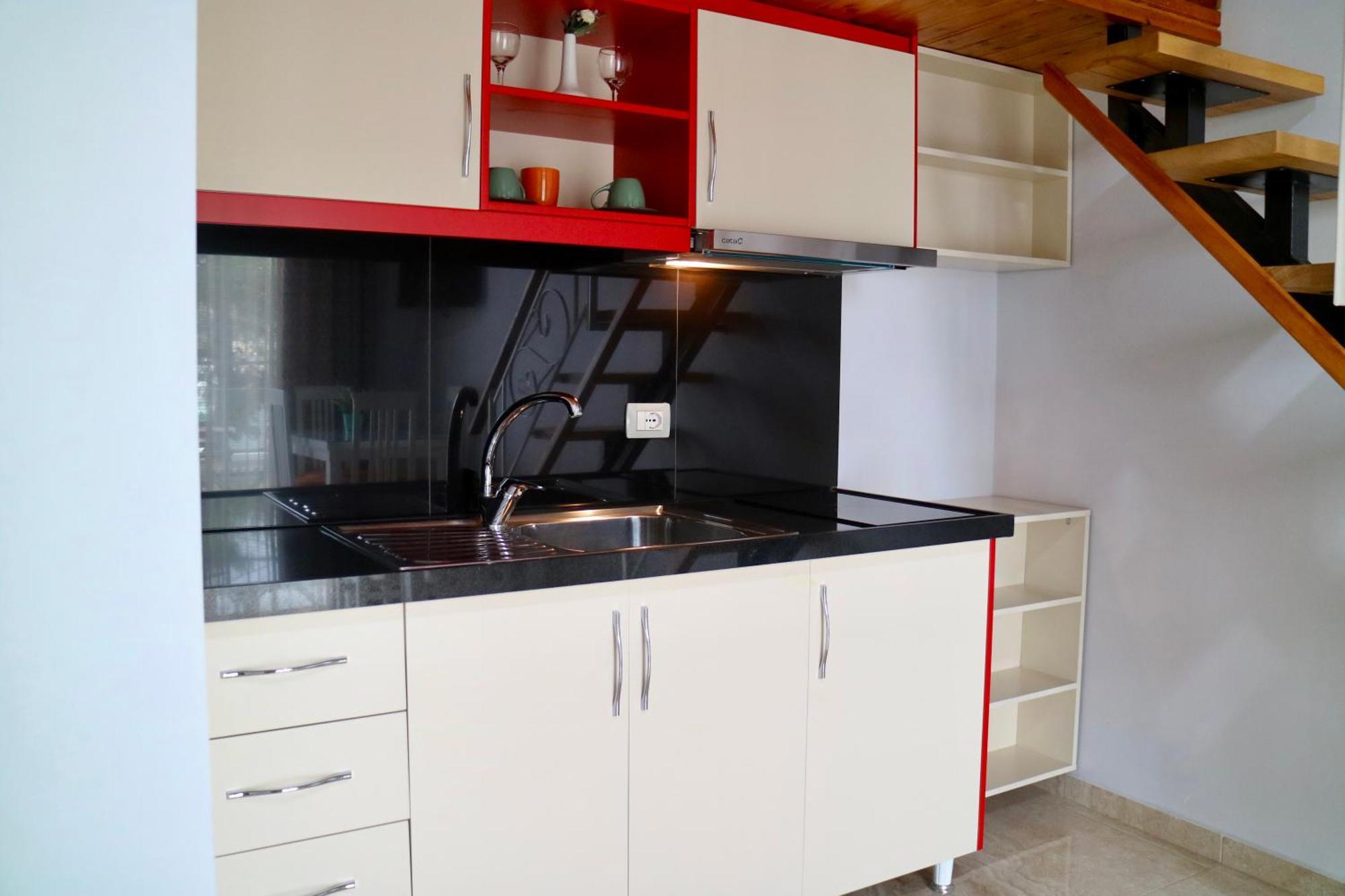 Crown Deluxe Apartments Саранде Екстериор снимка